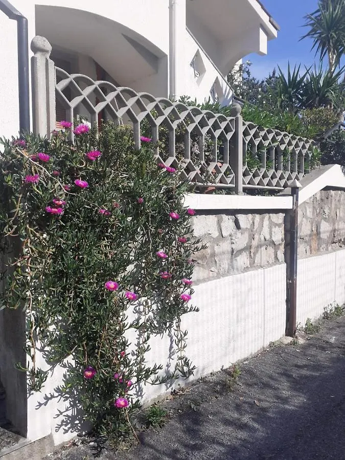 Bressa De Ma Affittacamere, Room & Breakfast Pietra Ligure