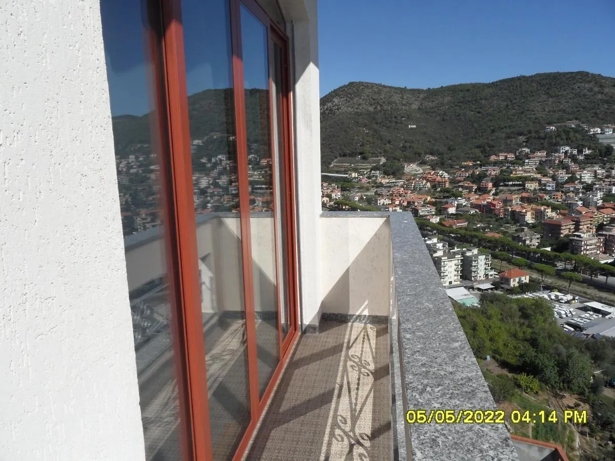 Bressa De Ma Affittacamere, Room & Breakfast Pietra Ligure Gasthof