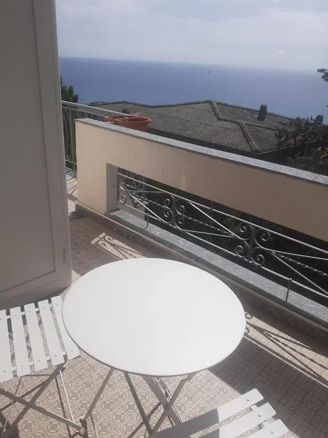 Gasthof Bressa De Ma Affittacamere, Room & Breakfast Pietra Ligure